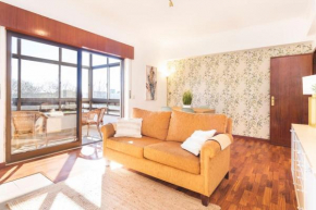 Oeiras 2 bedroom - Great for Holidays and Work